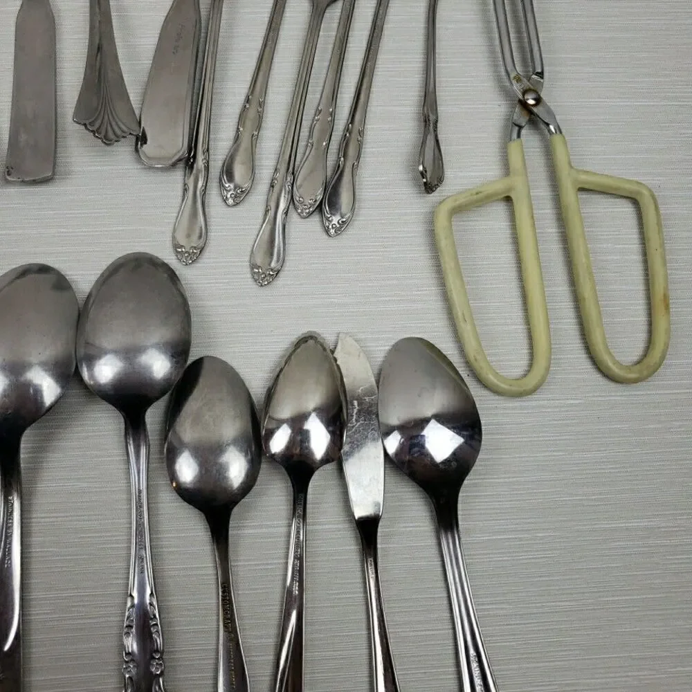 Mix Lot of Flatware Silverware Serving Utensil Stainless Spoons Forks Knives